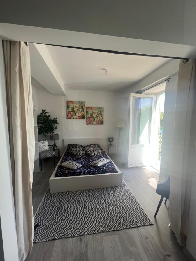 Appartement Prive « Rive Droite » Serrières 외부 사진